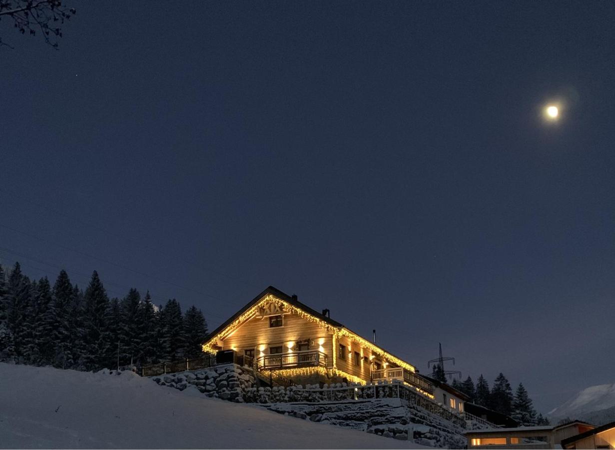 Alpenburg Bergparadies Apartments Wald am Arlberg Exterior photo